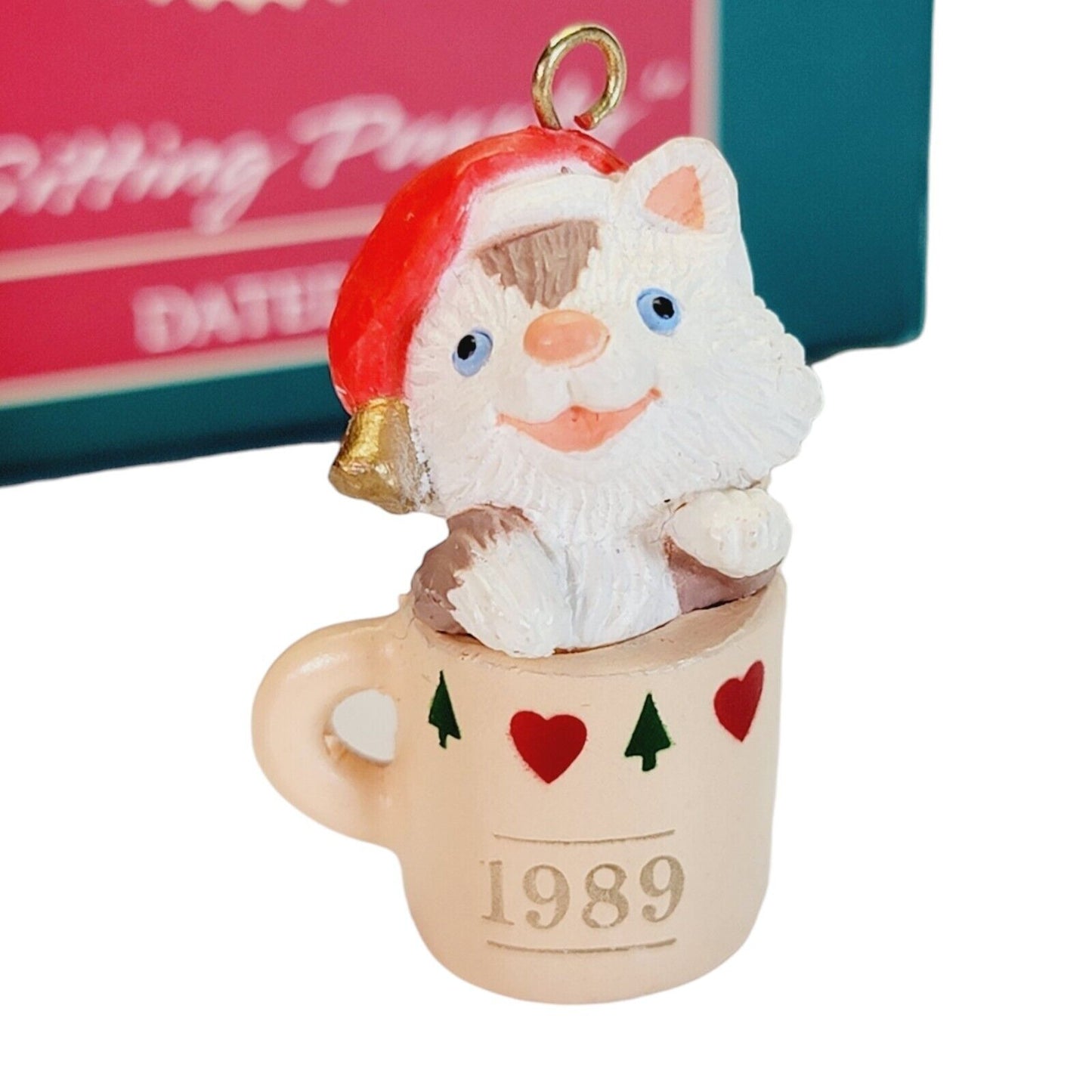 1989 Hallmark Keepsake Ornament Collectors Club Sitting Purrty with BOX