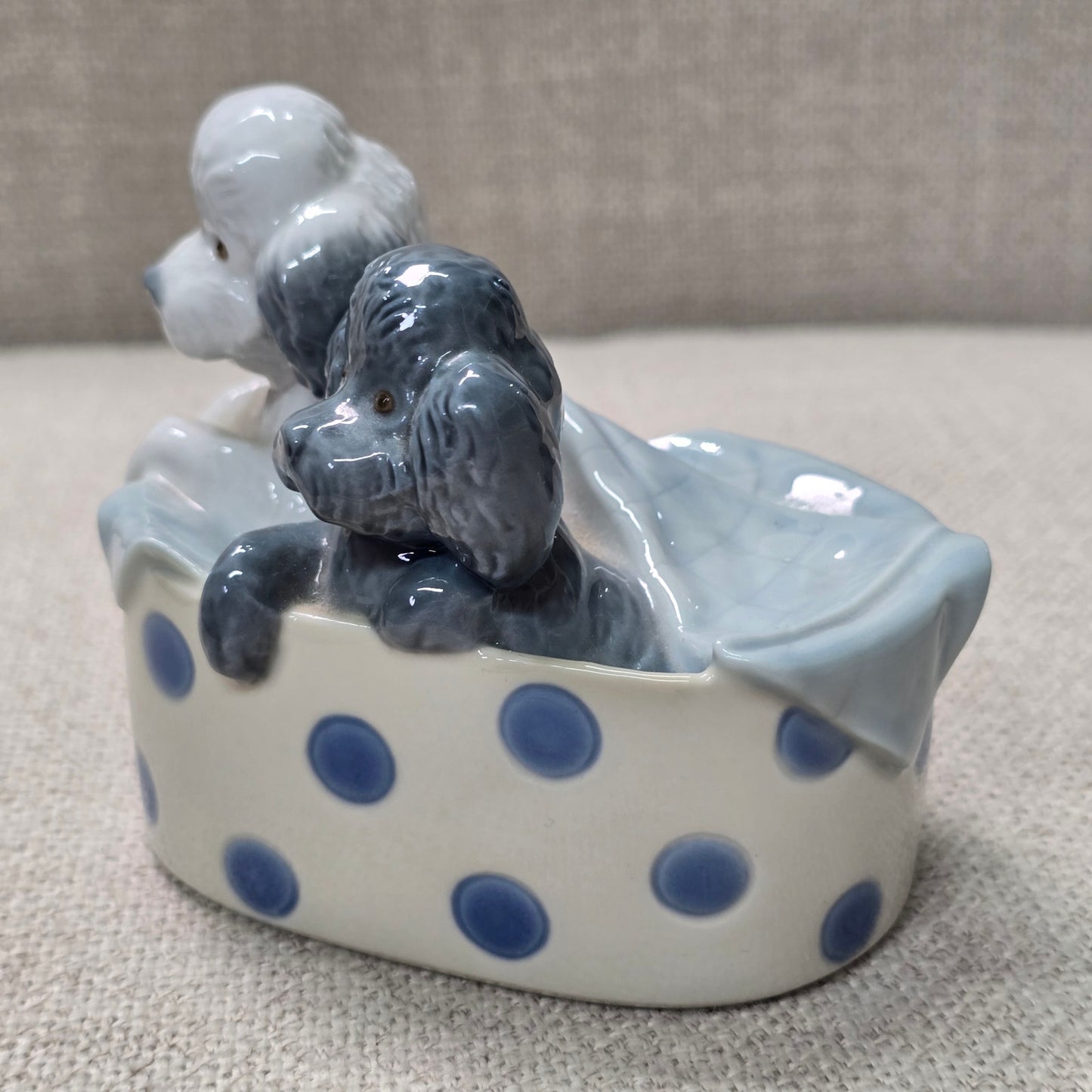 LLADRO NAO # 1082 Poodles Puppies In A Basket With Dots Retired