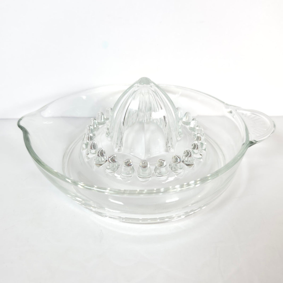 Italian Clear Glass Citrus Juicer Reamer Lemon Orange Squeezer with Spout
