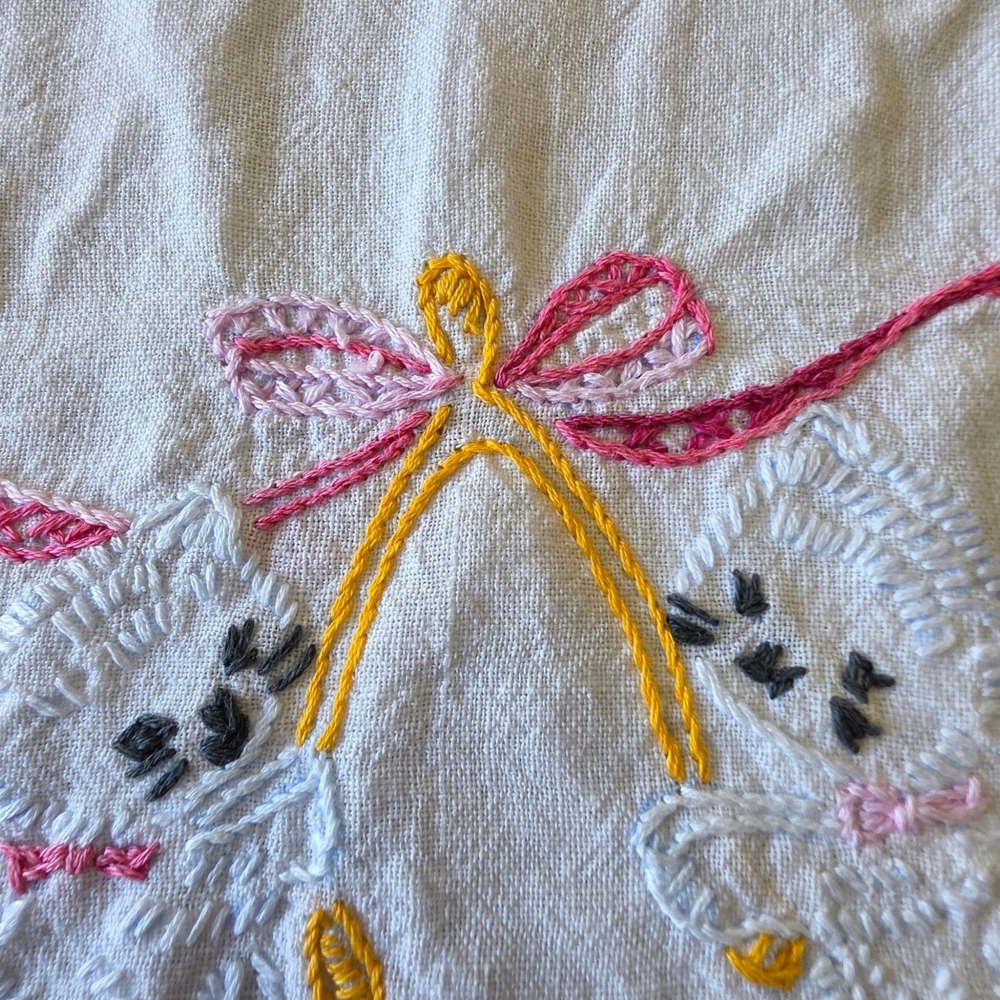 Vintage Embroidered Pillowcase Cats Wishbone Blue Lace Trim Pink Bow