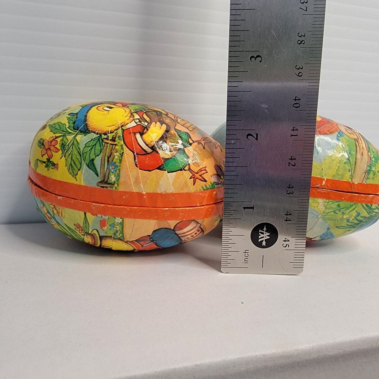 Lot of 2 Vintage GERMAN PAPER EASTER EGGS 3.5" Erzgebirge Mache Germany Antique