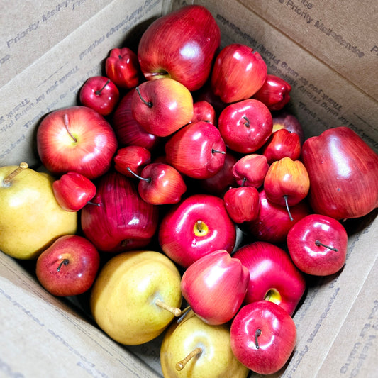 SO MANY APPLES! 35+ VARIOUS SIZES- LARGE FLAT RATE HEAVY BOX LOT