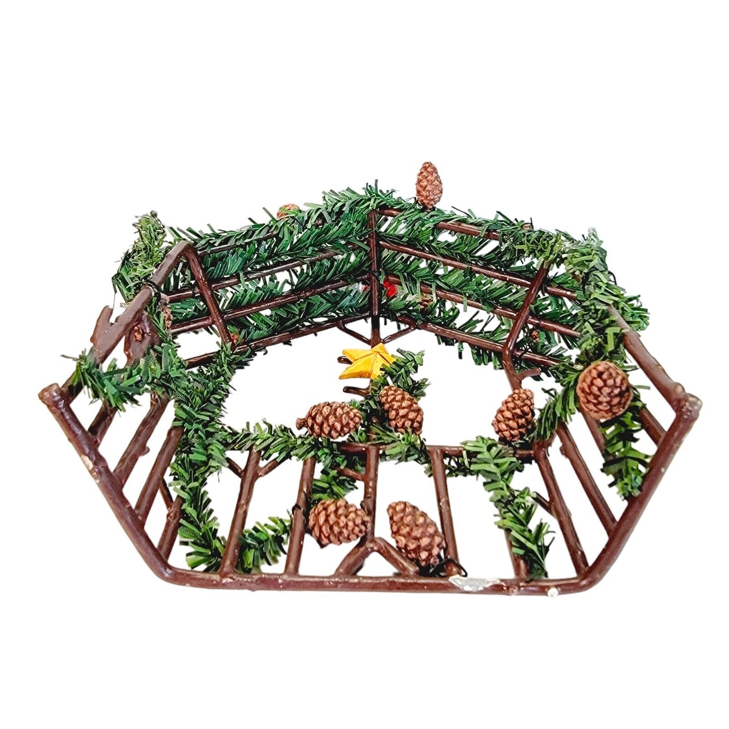 Dept 56 Stags Leap Nativity (Stable Arch Only) Metal Nativity Backdrop, Pinecone