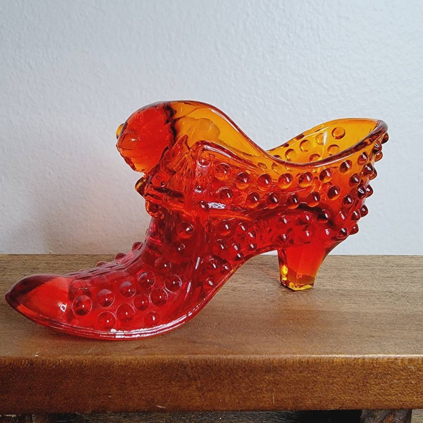 Vintage Fenton Hobnail Cat Head Slipper Figurine Amberina Art Glass Orange 5.5"