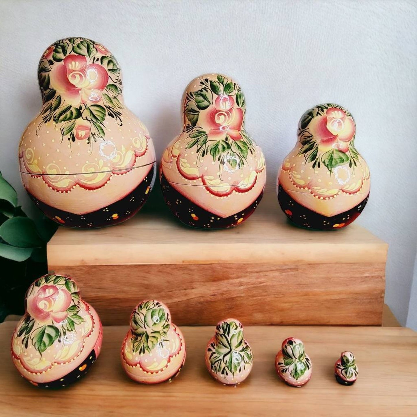 Vintage 8 Piece Matryoshka Russian Nesting Doll Set Woman Holding Cat Pink 4.5"