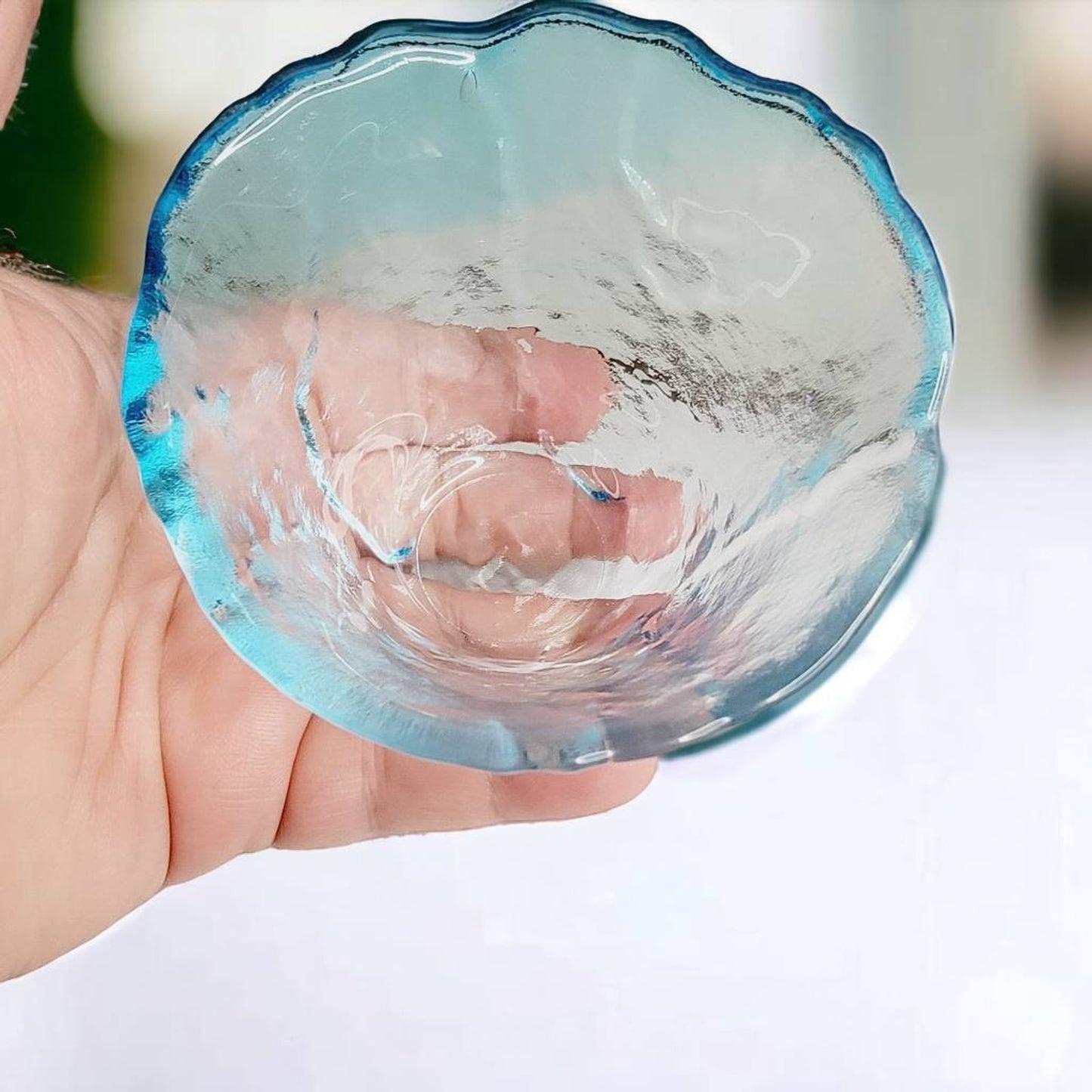 Blue Art Glass Bowl Candy Dish Scalloped Edge Ruffled Decorative Footed