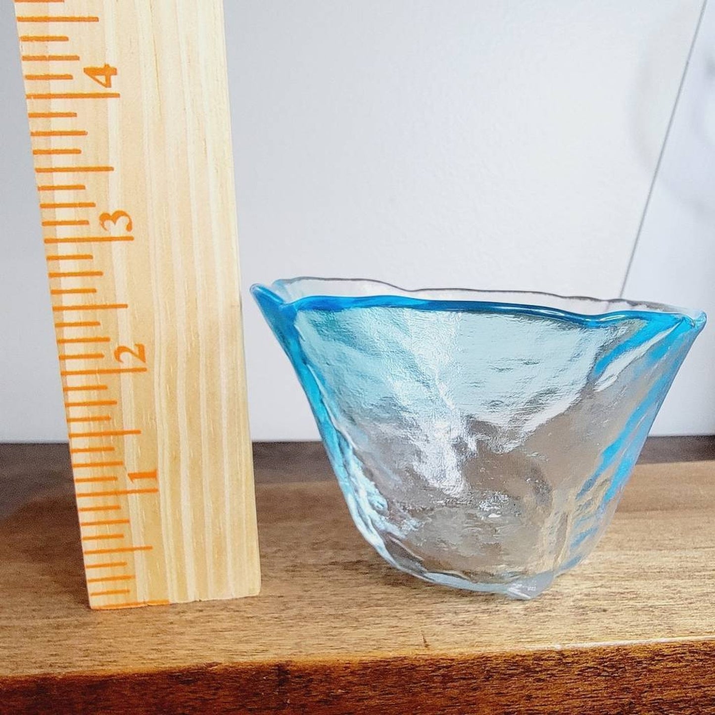 Blue Art Glass Bowl Candy Dish Scalloped Edge Ruffled Decorative Footed