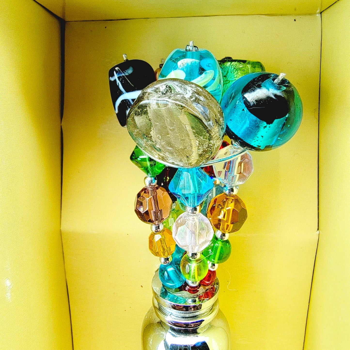 Bed Bath & Beyond Beaded Bottle Stopper Art Glass Beads New- Lynn